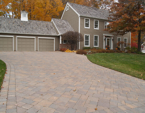 Cobble Series™ - Gallery - Driveway